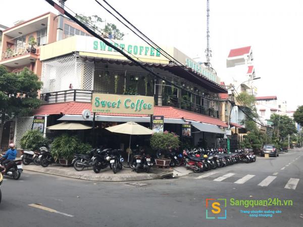 Cần sang nhanh quán cafe góc ngã 3 đường, khu dân cư đông, trung tâm quận Tân Phú.