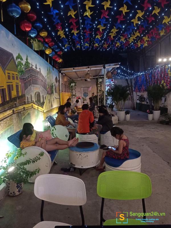 Sang quán cafe sân vườn khu dân cư đông đúc trung tâm quận Thanh Khê, Đà Nẵng.