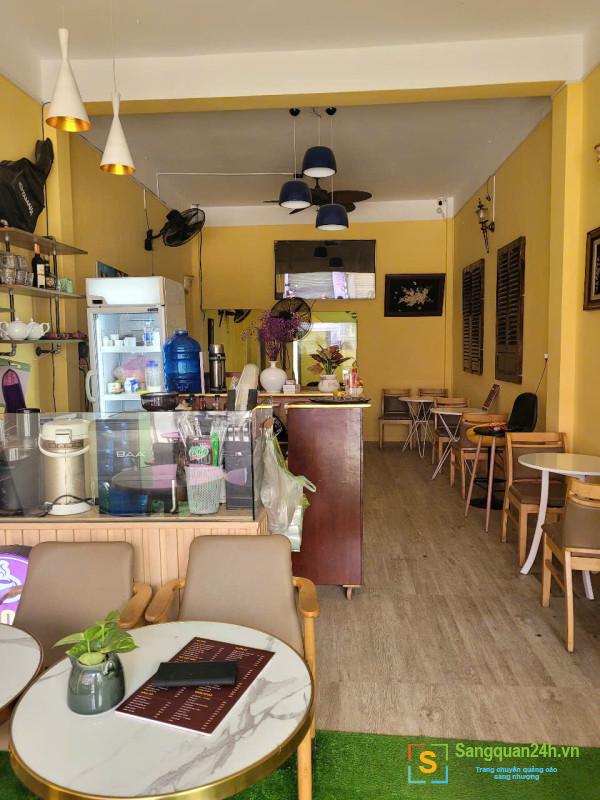 Sang quán cafe