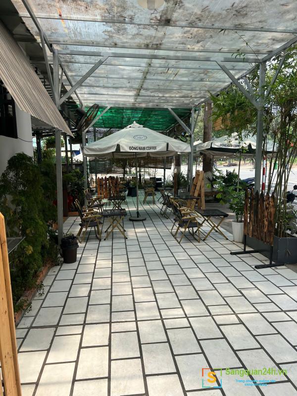 Sang quán cafe