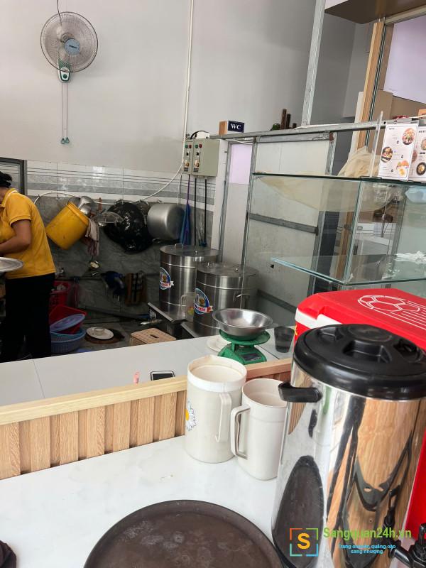 Sang quán cafe