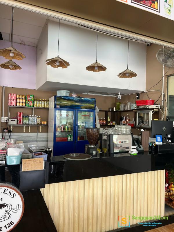 Sang quán cafe