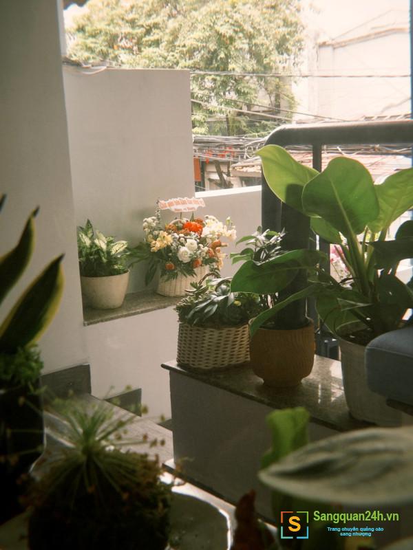 Sang quán cafe