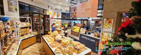 Sang quán cafe