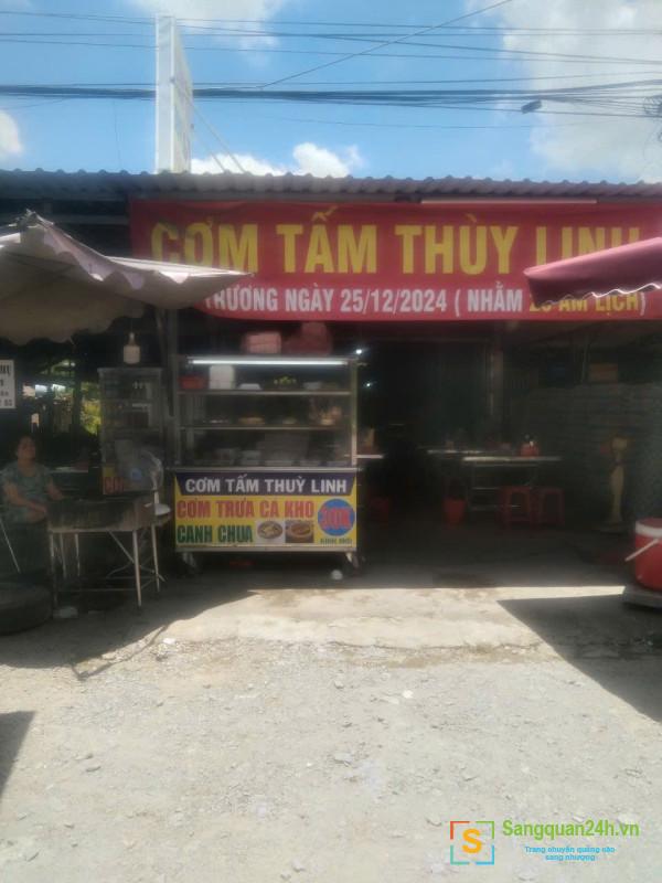 Sang quán cơm
