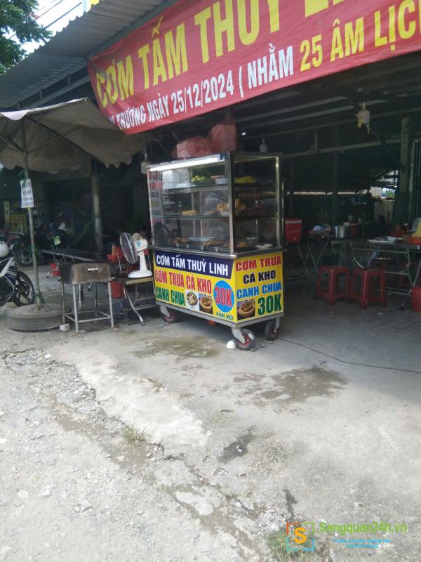 Sang quán cơm