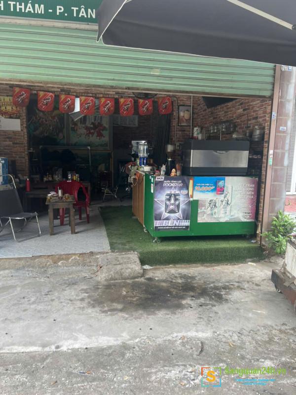 Sang quán cafe