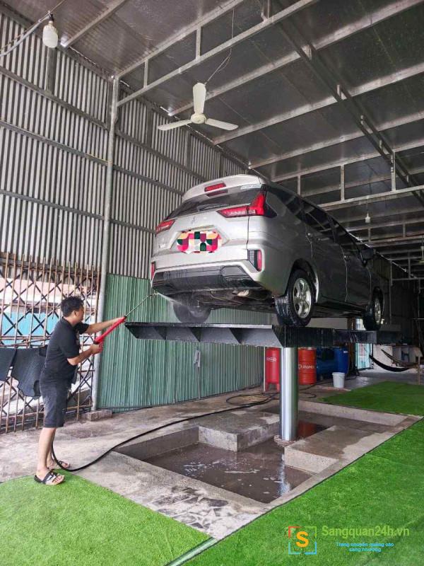 Sang tiệm rửa - sửa xe
