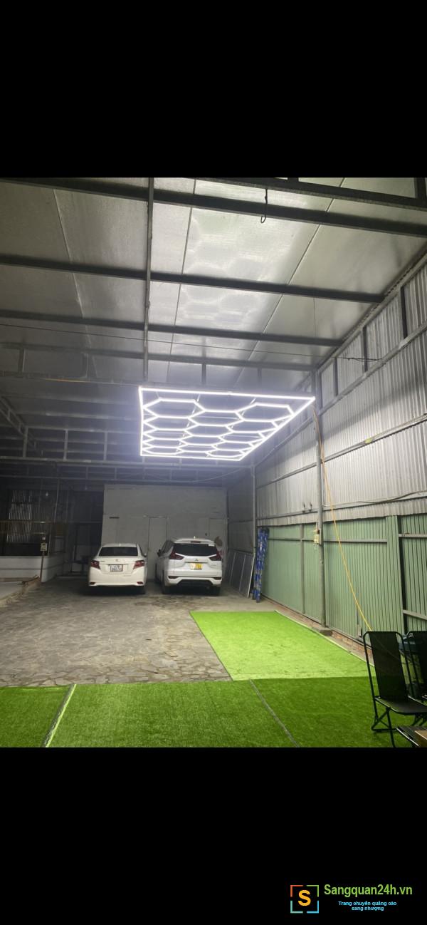 Sang tiệm rửa - sửa xe