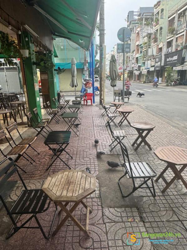 Sang quán cafe