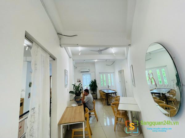 Sang quán cafe