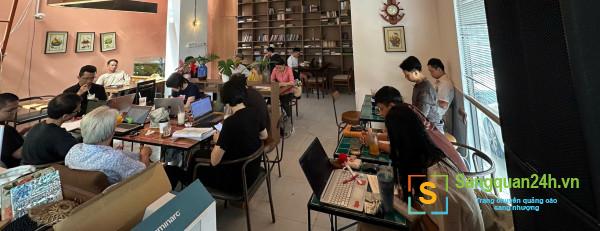 Sang quán cafe