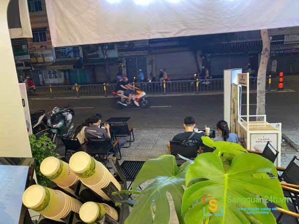 Quán trà sữa - sinh tố