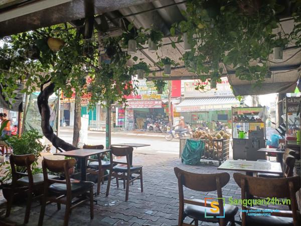 Sang quán cafe