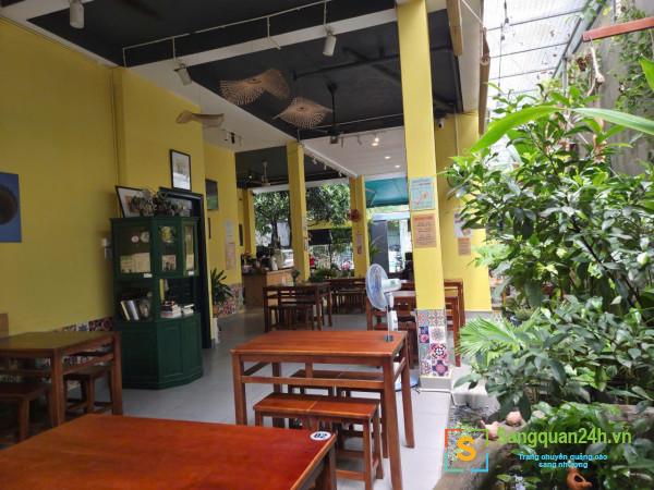 Sang quán cafe