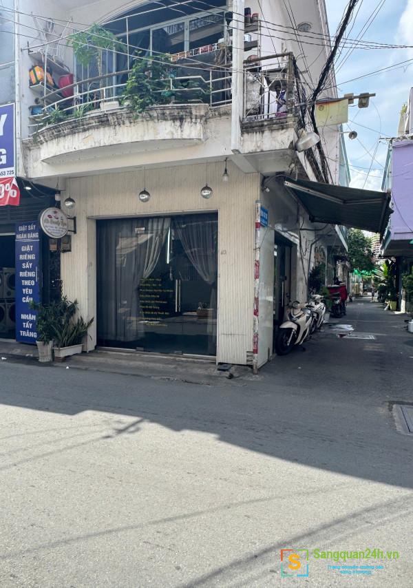 Cần Sang Nhượng Hoặc Cho Thuê Tiệm Nail Ở Quận Tân Phú