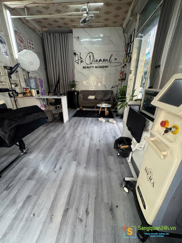 Sang tiệm tóc - nail