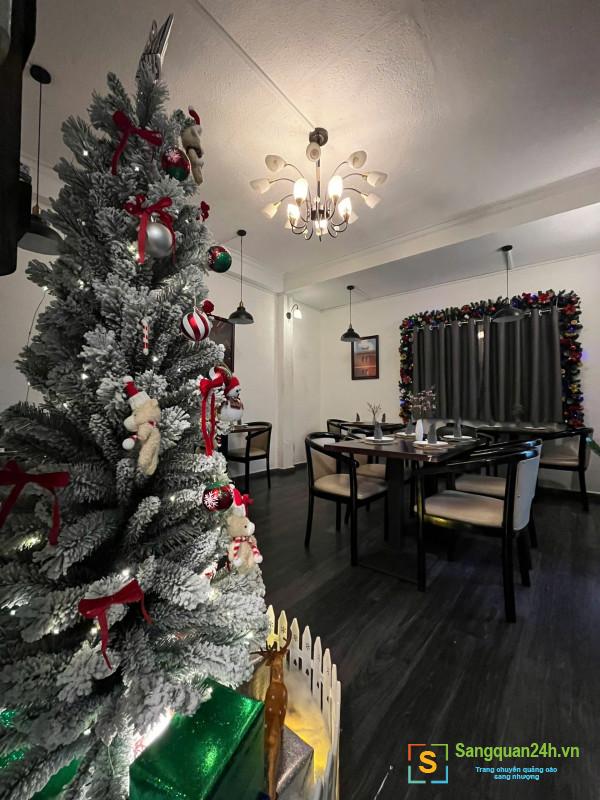 Sang nhà hàng Sang nhà hàng