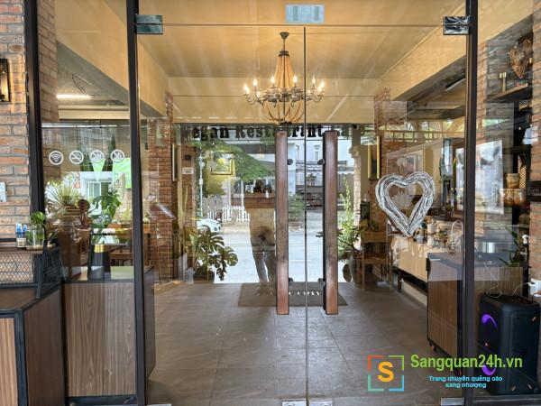 Sang nhà hàng Sang nhà hàng