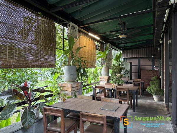 Sang nhà hàng Sang nhà hàng