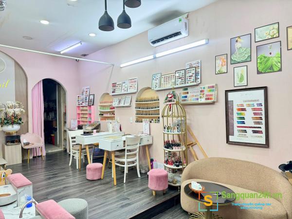 Sang tiệm tóc - nail