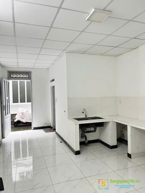 Sang tiệm tóc - nail