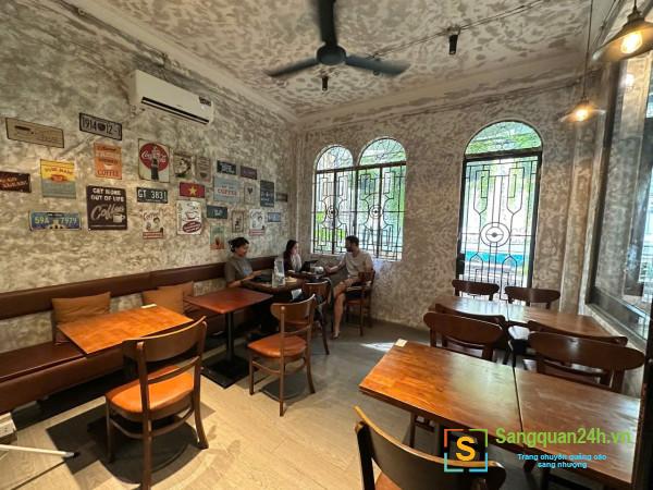 Sang quán cafe