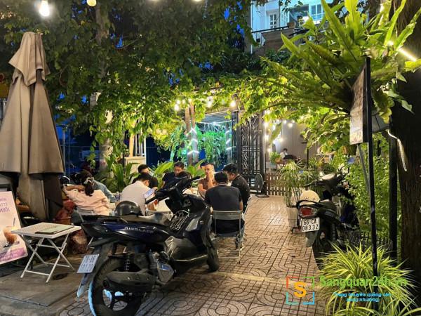 Sang Nhượng Quán Cà Phê Ở Bình Thạnh