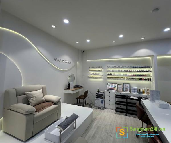 Sang tiệm tóc - nail