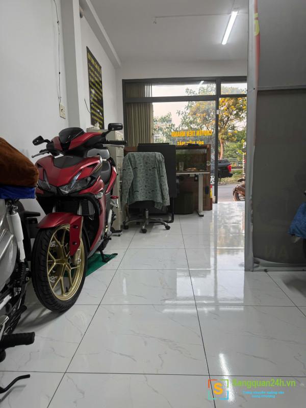 Sang nhượng cửa hàng