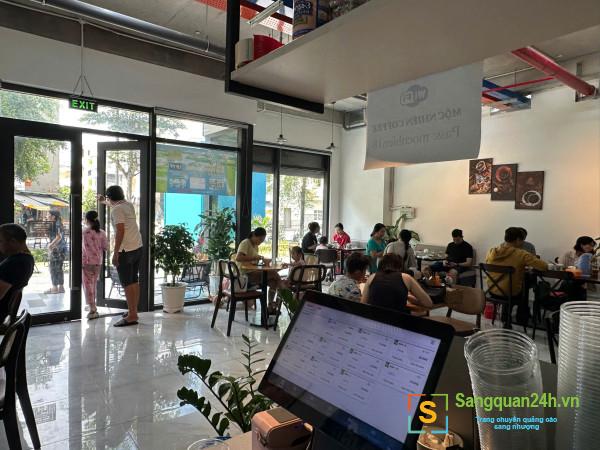 Sang quán cafe