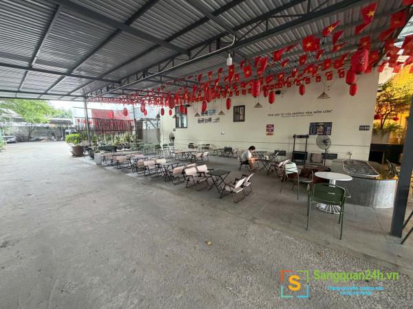 Sang quán cafe