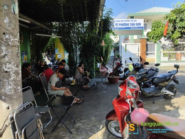 Sang quán cafe