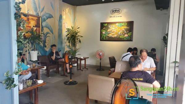 Sang quán cafe