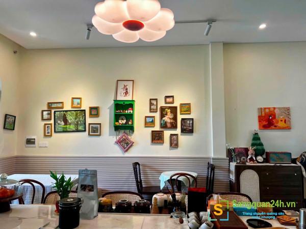 Sang quán cafe