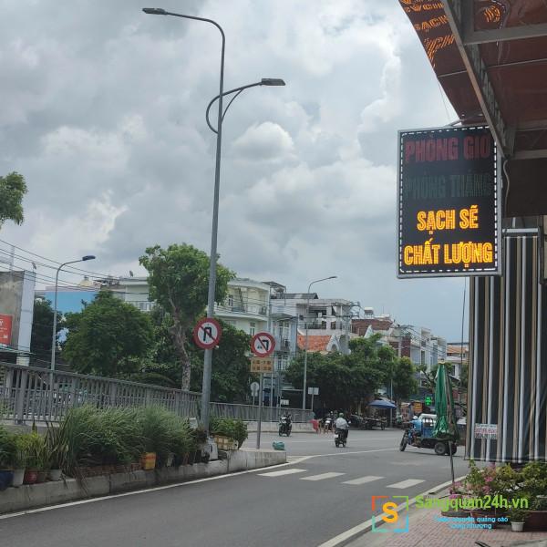 Sang khách sạn
